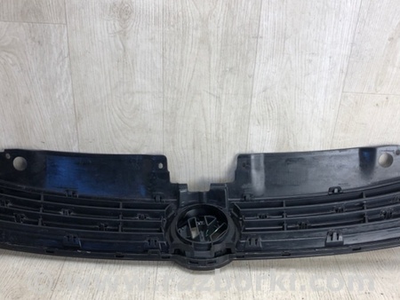 ФОТО Решетка радиатора для Volkswagen Jetta USA (10-17) Киев