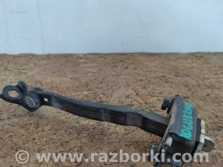 ФОТО Ограничитель двери для Nissan Rogue (08-14) Киев