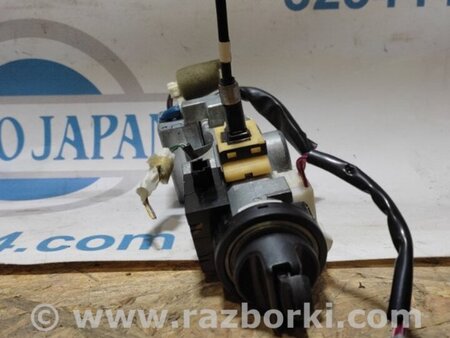 ФОТО Замок зажигания для Nissan Rogue (08-14) Киев
