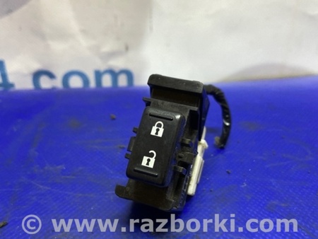 ФОТО Кнопка центрального замка для Subaru Outback BR Киев
