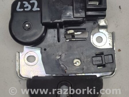 ФОТО Замок крышки багажника для Nissan Altima L32 Киев