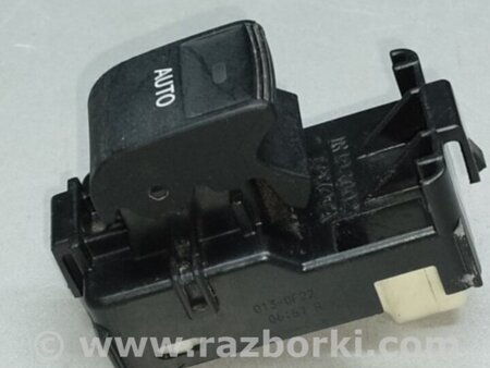 ФОТО Кнопка стеклоподьемника для Toyota Sienna (11-16) Киев