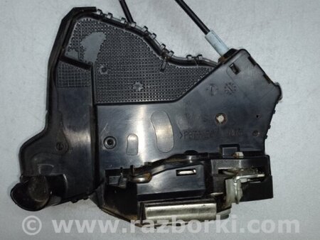 ФОТО Замок двери для Toyota Sienna (11-16) Киев