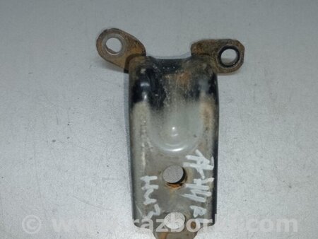 ФОТО Петля двери нижняя для Subaru Impreza (11-17) Киев