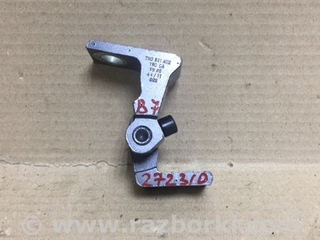ФОТО Петля двери верхняя для Volkswagen Passat B7 (09.2010-06.2015) Киев