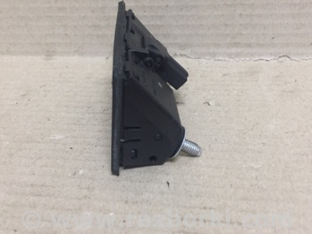 ФОТО Кнопка открывания багажника внутренняя для Volkswagen Passat B7 (09.2010-06.2015) Киев