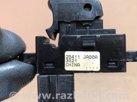 ФОТО Кнопка стеклоподьемника для Nissan Altima L32 Киев