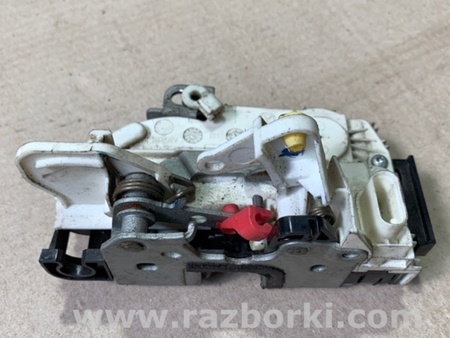 ФОТО Замок двери для Jeep Compass (06-15) Киев