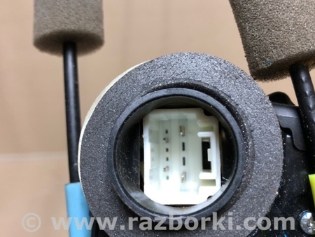 ФОТО Замок двери для Lexus RX350/450 (09-15) Киев