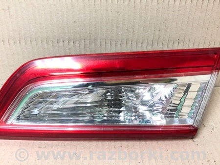 ФОТО Фонарь задний внутренний для Toyota Camry 50 XV50 (08.2011-11.2014) Киев