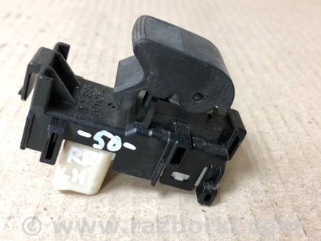 ФОТО Кнопка стеклоподьемника для Toyota Camry 50 XV50 (08.2011-11.2014) Киев