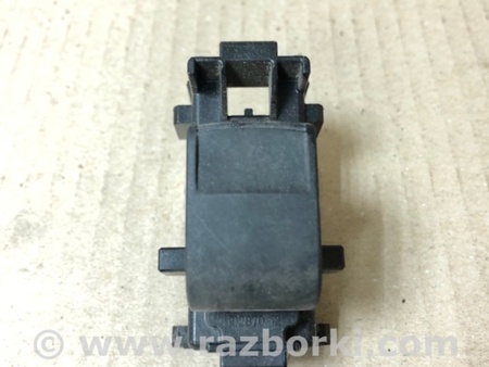 ФОТО Кнопка стеклоподьемника для Toyota Camry 50 XV50 (08.2011-11.2014) Киев