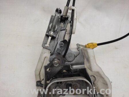 ФОТО Замок двери боковой для Toyota Sienna (11-16) Киев