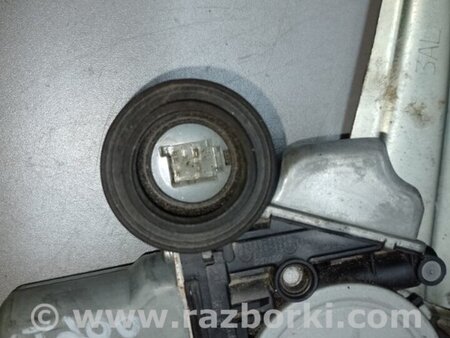 ФОТО Стеклоподъемник для Lexus CT200 (11-17) Киев