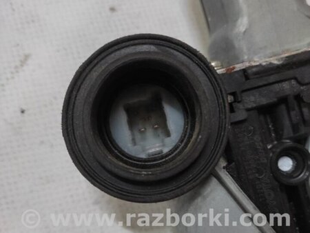 ФОТО Стеклоподъемник для Lexus CT200 (11-17) Киев