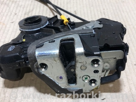ФОТО Замок двери для Toyota Sienna (11-16) Киев