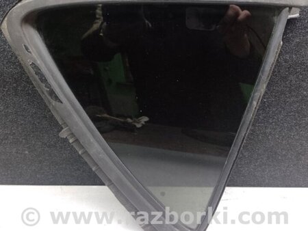 ФОТО Стекло двери глухое для Toyota Prius Plus (11-14) Киев