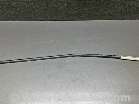 ФОТО Упор капота для Toyota Prius Plus (11-14) Киев