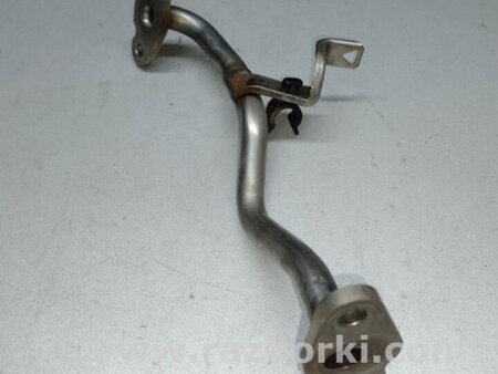 ФОТО Трубка EGR для Toyota Prius Plus (11-14) Киев
