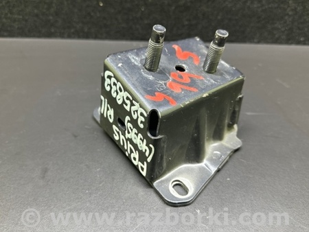 ФОТО Кронштейн усилителя заднего бампера для Toyota Prius 30 (09-17) Киев
