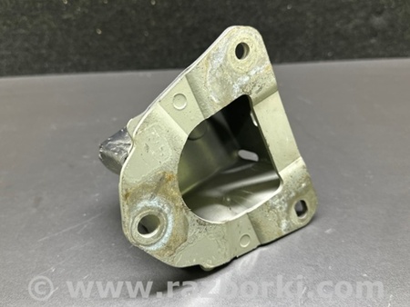 ФОТО Кронштейн усилителя заднего бампера для Toyota Prius 30 (09-17) Киев