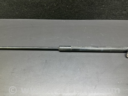 ФОТО Амортизатор крышки багажника для Toyota Prius 30 (09-17) Киев