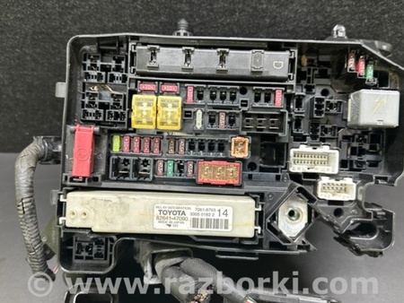 ФОТО Блок предохранителей для Toyota Prius 30 (09-17) Киев