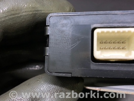 ФОТО Блок электронный для Toyota Prius 30 (09-17) Киев