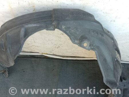 ФОТО Подкрылок для Toyota Prius Plus (11-14) Киев