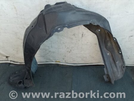 ФОТО Подкрылок для Toyota Prius Plus (11-14) Киев