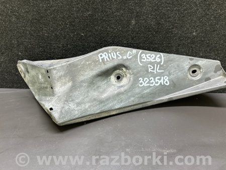 ФОТО Подкрылок для Toyota Prius Plus (11-14) Киев