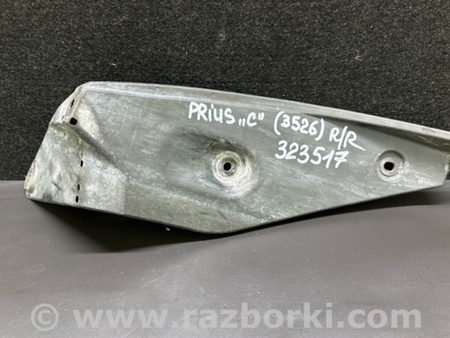 ФОТО Подкрылок для Toyota Prius Plus (11-14) Киев