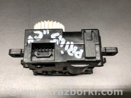 ФОТО Моторчик заслонки печки для Toyota Prius Plus (11-14) Киев