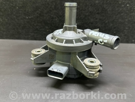 ФОТО Помпа инвертора для Toyota Prius Plus (11-14) Киев