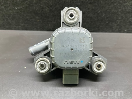 ФОТО Помпа инвертора для Toyota Prius Plus (11-14) Киев