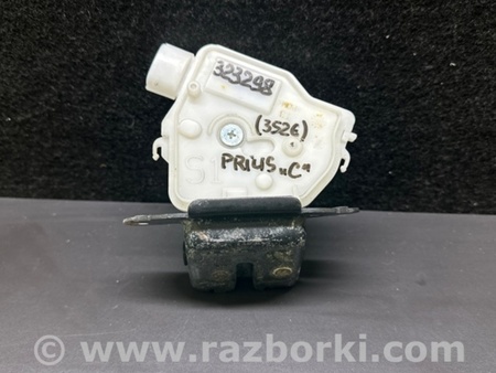 ФОТО Замок крышки багажника для Toyota Prius Plus (11-14) Киев