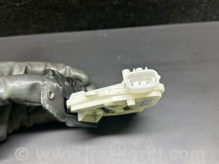 ФОТО Замок крышки багажника для Toyota Prius Plus (11-14) Киев