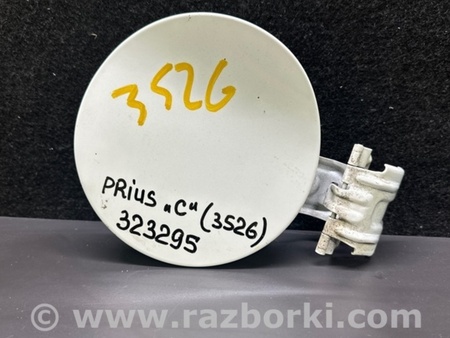 ФОТО Лючок топливного бака для Toyota Prius Plus (11-14) Киев