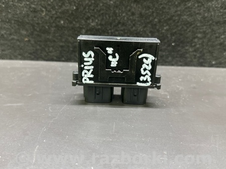 ФОТО Блок электронный для Toyota Prius Plus (11-14) Киев