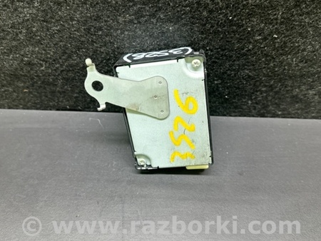 ФОТО Блок  управления центральным замком для Toyota Prius Plus (11-14) Киев