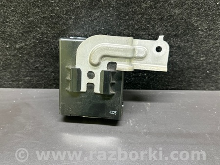 ФОТО Блок электронный для Toyota Prius Plus (11-14) Киев