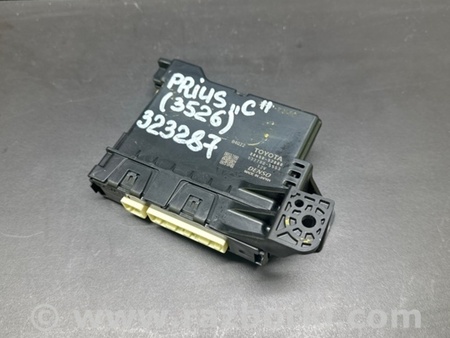 ФОТО Блок электронный для Toyota Prius Plus (11-14) Киев