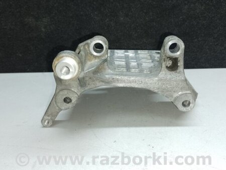 ФОТО Кронштейн генератора для Porsche Cayenne Type 958 (10-18) Киев