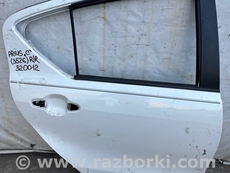 ФОТО Дверь для Toyota Prius Plus (11-14) Киев