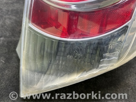 ФОТО Фонарь задний наружный для Toyota Prius Plus (11-14) Киев
