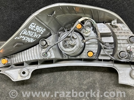 ФОТО Фонарь задний наружный для Toyota Prius Plus (11-14) Киев