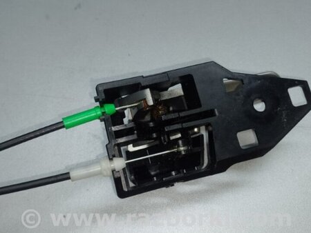 ФОТО Замок двери для Toyota Prius 30 (09-17) Киев