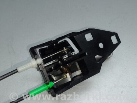 ФОТО Замок двери для Toyota Prius 30 (09-17) Киев
