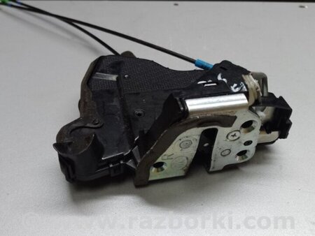 ФОТО Замок двери для Toyota Prius Plus (11-14) Киев