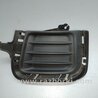 Заглушка ПТФ Toyota Prius Plus (11-14)